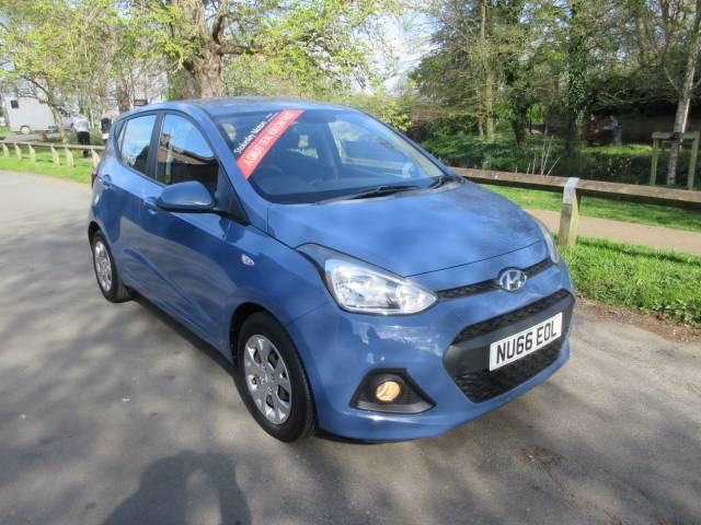 Hyundai i10 1.0 SE 5dr Hatchback Petrol Blue