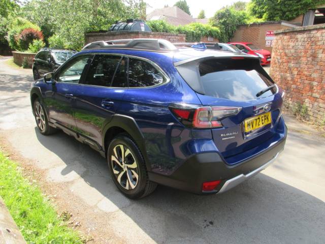 2022 Subaru Outback 2.5i Touring 5dr Lineartronic