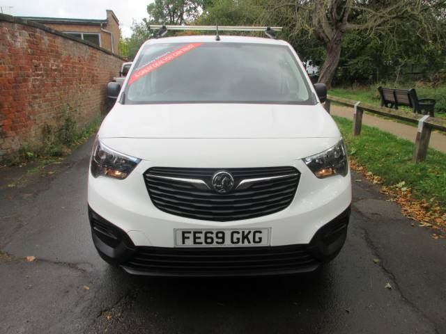 2019 Vauxhall Combo Cargo 2300 1.5 Turbo D 130ps H1 Edition Van Auto