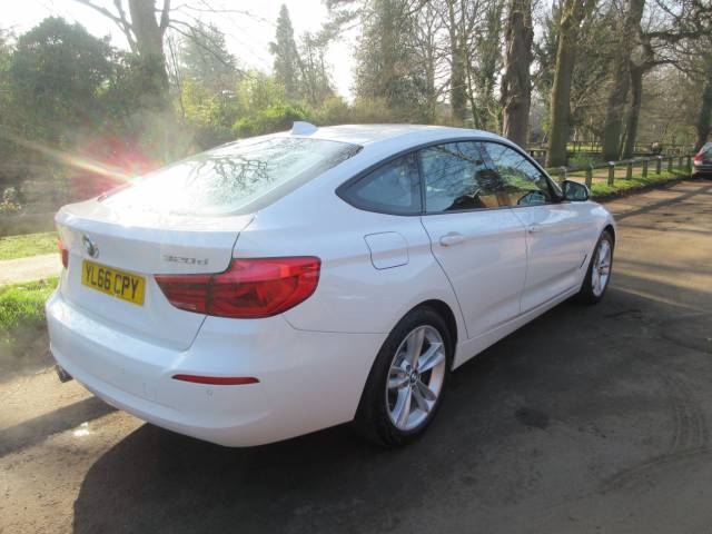 2016 BMW 3 Series 2.0 320d [190] SE 5dr Step Auto [Business Media]