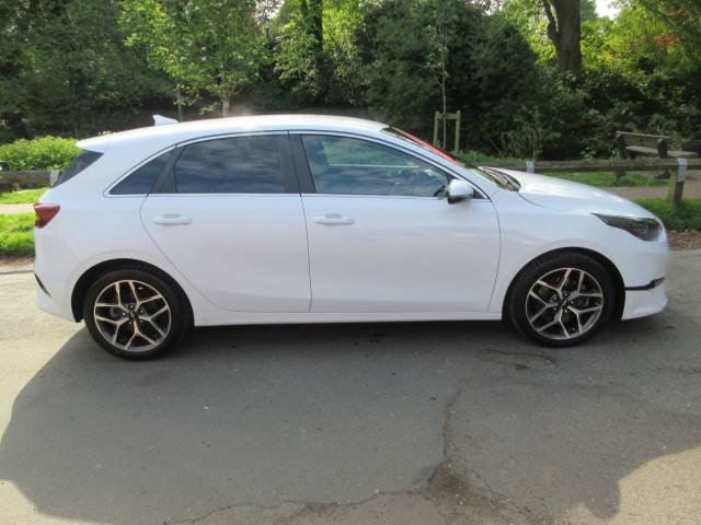 2022 Kia Ceed 1.5T GDi ISG 3 5dr