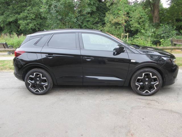 2024 Vauxhall Grandland 1.2 Turbo Ultimate 5dr
