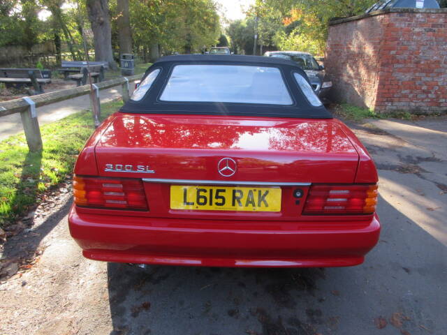 1993 Mercedes-Benz SL Series 3.0 300 SL 2dr Auto